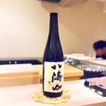 島津 - ◉ 八海山（新潟）　大吟醸　限定酒　精米歩合35％　アルコール分15.5度　一般流通が極めて少ない限定酒とか