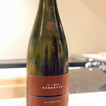 島津 - ◉ 希少酒… 新政限定酒　異端教祖（株）シリアルナンバーが入っています。白麹仕込みで精米歩合30%で木桶醸造後にオーク樽で2年貯蔵。アルコール度数12%の低アルコール酒でやはり何処までも異端です。