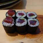 Kame Sushi - 鉄火巻き