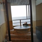 稲取東海ホテル湯苑 - お部屋の露天風呂 朝の雰囲気♪