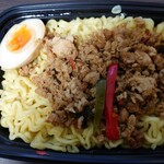 タイ屋台食堂 クルアチャオプラヤー - ガパオ汁無し麺