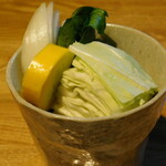 五感で楽しむ串揚げ屋 生粋namaiki - お通しの有機野菜