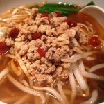 台湾料理味香園 - 台湾ラーメンは八角ういきょうの香りが素敵