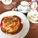 コーヒー＆レストラン オリーブ - 料理写真:トロトロ玉子のデミグラスソースオムライスセット 1050円