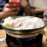 すき焼･鍋物 なべや - ハモちり 調理中