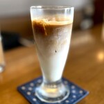 自家焙煎珈琲工房 ロッシュ - カフェラテ アイス