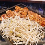 鉄板焼肉 現 - 牛ホルモン・とんちゃん