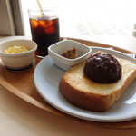 喫茶七番 - モーニングAセット 小倉トッピング+200円