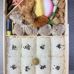 崎陽軒 - シウマイ弁当 （鮭の塩焼き）　８６０円　(2022/08) 