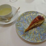 レストラン・モリエール - Menu Terroir：ハーブティー、ガレット・デ・ロワ