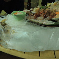 海鮮家 はこだて 本店 - 自慢の氷鉢刺身盛り