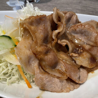 ダイニングバー オネスト_1