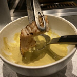 北海道焼肉 北うし - 焼いたミノを和牛のすり流しへ　　　極上、、