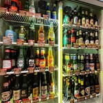 All you can drink beer from around the world! 90 minutes per person ¥2,200