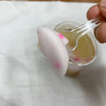 和菓子処 大角玉屋 - 白桃水ようかん　卵白のムース