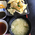 漁 - イカ刺身とゲソ天御膳