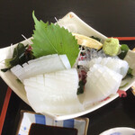 漁 - イカ刺身とゲソ天御膳