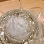 鮨 青海 - 焼酎の氷、バラの形