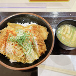 豚屋とん一 - カツ丼