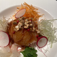 中國料理 卓味 - ヒラメの刺身彩り野菜添え
