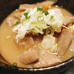 弥助 - もつ煮込み