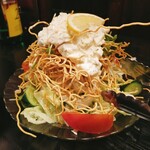 弥助 - タルタル揚げ麺パリパリサラダ