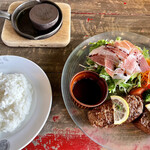 Taverna Hamburg - 常陸牛レアレアハンバーグ&ステーキ＋イタリアパルマ産生ハムサラダ