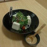 酒菜亭 - 豆腐サラダ