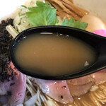 上州濃厚中華蕎麦 はたお商店 - レンゲスープ