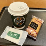 Tarizu Kohi - アイスコーヒーS345円、レーズンサンド209円