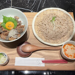 スタンド JAPA SOBA HANAKO - たろうセット　（ざる蕎麦（橙）＋牛すじ玉碗（丼））