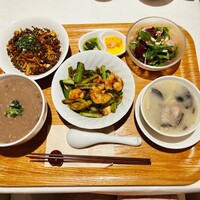 南青山エッセンス - 