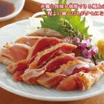 串焼酒場 えみ菜 - 料理写真:熊本の地鶏、さつま赤鶏のたたき
