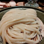 中華蕎麦 とみ田 - 艶々妖艶