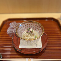 日本料理 かしづき - 豆腐と豊浜の渡蟹の葛あんかけ