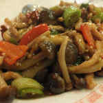 「しめじと豚肉炒め」：オイスター風味で、竹の子の代わりにしめじを使った
          青椒肉絲
          風ｗ