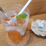 Azuki Shobo - 梅子紫蘇汽水（8/22）