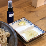 Ramen FeeL - 麺のお刺身。海水とかぼすでいただく。