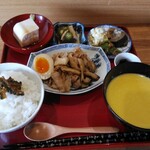 小豆書房 - 料理写真:季節のランチ（8月22日）