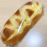 ブルクベーカリー - 生タイプクリームパン