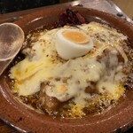 さか本 そば店 - 焼ﾁｰｽﾞｶﾚｰ。実はｶﾚｰもすこぶる美味い。