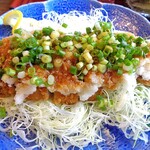 Niigata Katsu Ichi - 「ネギおろしロースかつ定食」のメイン（醤油ダレをかけて）