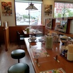 山田うどん - 下げ膳されない席