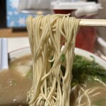博多・薬院 八ちゃんラーメン 新横浜ラーメン博物館店 - 【再訪】麺