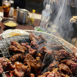 炭焼ホルモン えいた - 