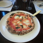 BISTY - ピザ、マルゲリータ