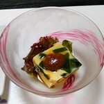 玉子豆腐の濃い感じの物です