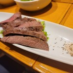 肉まる - 肉まる焼 えぞ鹿のもも肉 ハーフ（1500円）