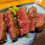 Nikumaru - 肉まる焼 上州和牛の友三角 ハーフ（1500円）