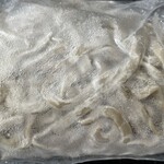 ラーメン もっけだの - 『冷凍汁なし』の麺